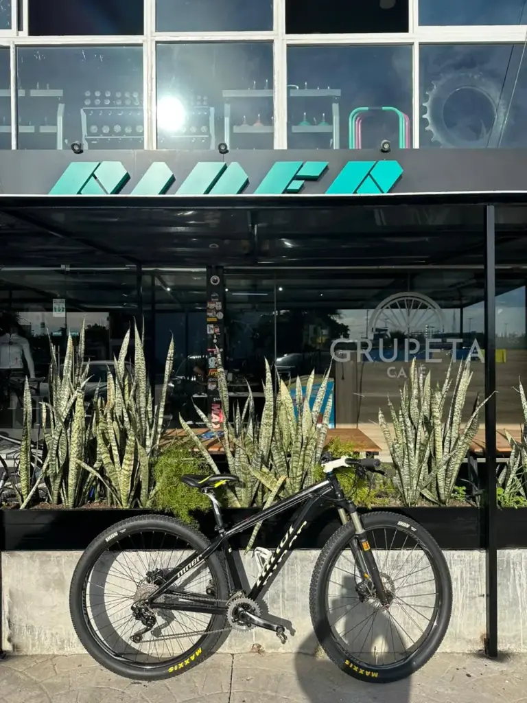 BICICLETA SEMINUEVA NINER EMD TALLA SMALL